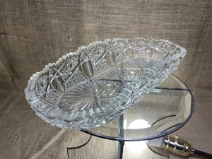 Early American Pattern Glass (EAPG) Art-Cut Celery / Veggie Dish 10.25" x 4.5" - Picture 1 of 6