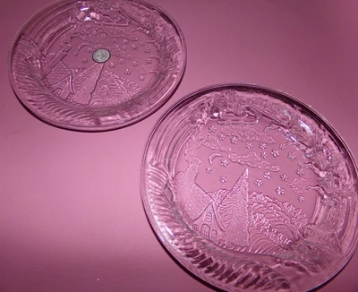 Лот из 2 прозрачных стеклянных сервировочных блюд The Night Before Christmas 7 дюймов с тиснением - Изображение 1 из 4