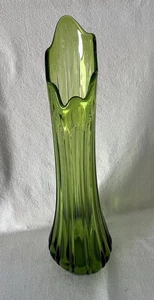 Vtg LE Smith 21.5” Green Simplicity Ribbed Swung Vase Gorgeous - Picture 1 of 15