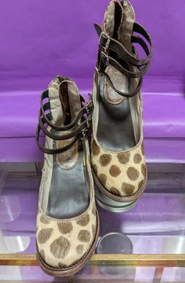 Freebird By Steven Mujer Randi Talla 8 Leopardo Tacones Tres Hebillas Cremallera Foto 1 de 4