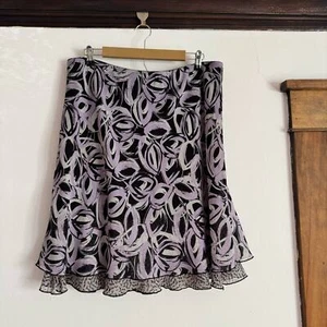 Vintage y2k/90s Flowy Patterned Skirt - Picture 1 of 9