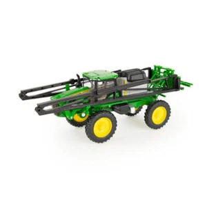 1:32 John Deere 412R Sprayer Replica Toy - Picture 1 of 3