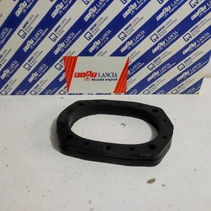 GUARNIZIONE ATTACCO CARBURATORE FIAT 131 - 132 - ARGENTA ORIGINALE 4329251 - Foto 1 di 5