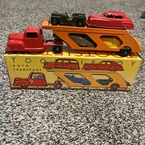TOOTSIE GIOCATTOLO VINTAGE #207 TRASPORTO AUTO E 4 AUTO IN SCATOLA Ottimo - Foto 1 di 24