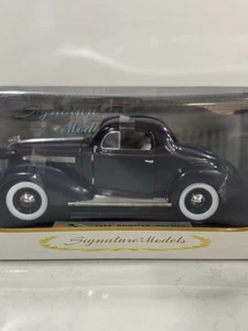 Signature Models 1:18 Navy Blue 1936 Pontiac Deluxe  NIB. - Picture 1 of 10