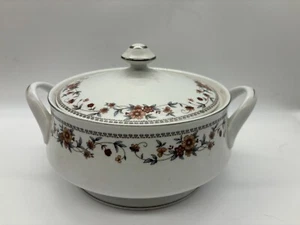 Vintage Anniversary Sheffield Covered Vegetable casserole Bowl white Floral - Picture 1 of 5
