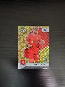 Harvey Elliott- 2021-22 Mosaic Premier League RC #173 - REACTIVE GOLD PRIZM - Picture 1 of 2