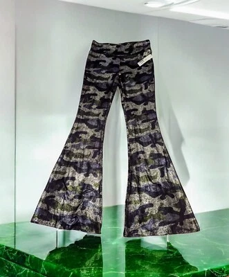 NOBO Púrpura Verde Plata BRILLANTES Camuflaje Leggings Pull On Pantalones Juniors Medianos 7-9 Foto 1 de 4