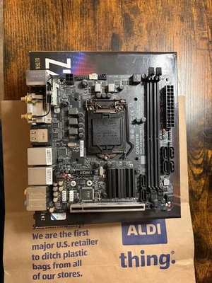 Placa madre Gigabyte GA-Z270N-WIFI Mini ITX LGA1151 Foto 1 de 3