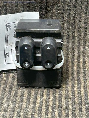 Fits 2004-2005 Ford Freestar, Driver Master Window Switch, OEM:3F2T14540AC3JA6 - Imagem 1 de 4