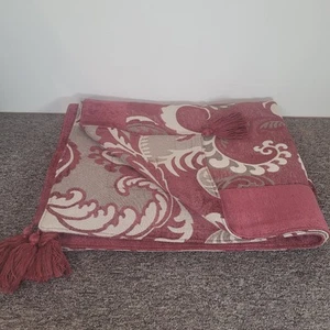 Laura Ashley Throw Red Beige Patterned Tassels Reversible - Picture 1 of 8