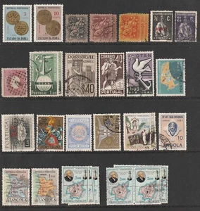 PORTUGAL STAMP MIXTURE, 33 Used Stamps - Picture 1 of 1