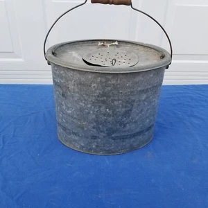 Vintage Oval Shaped Galvanized Minnow Bucket - Picture 1 of 9