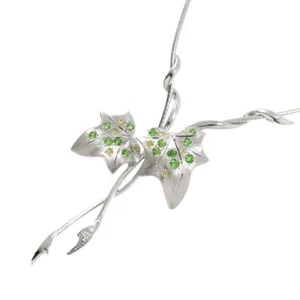 Mikimoto Granat 0,63ct Diamant 0,15ct Collier 18K WG 750 90271052 - Bild 1 von 7