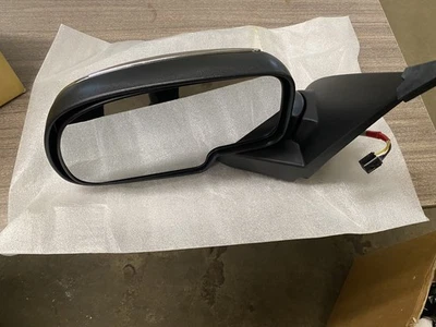 Fit System 62026G D Side Mirror LH Black/Chrome 99-02 Escalade Silverado Sierra - Image 1 of 3