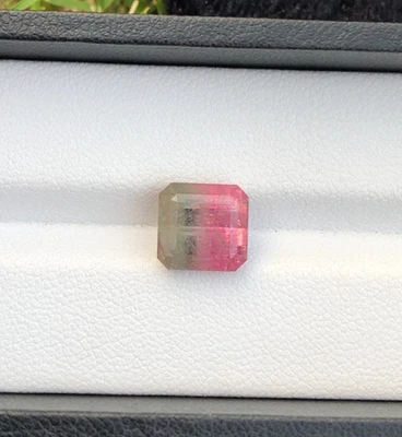 Emerald Cut Bi-Color Tourmaline: 5.3 ct Loose Gemstone, Afghanistan - Image 1 of 4