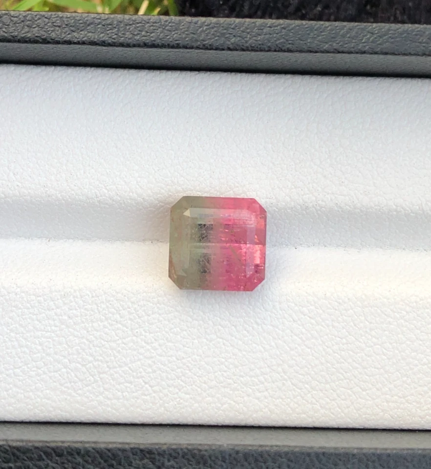 Emerald Cut Bi-Color Tourmaline: 5.3 ct Loose Gemstone, Afghanistan - Image 1 of 4