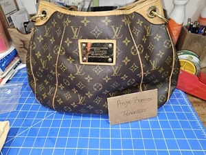 Louis Vuitton LV Shoulder Bag Galliera PM Brown Monogram - Picture 1 of 24