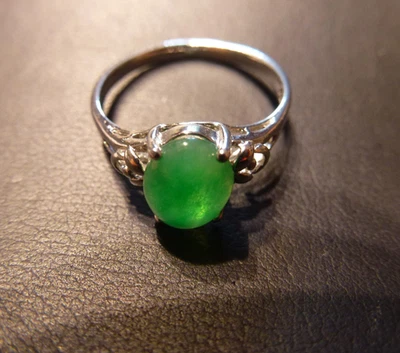 Silberring mit Jade Cabochon 925er 5g neuwertig - Bild 1 von 4