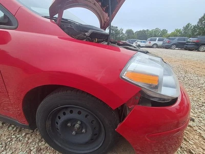 Used Front Right Fender fits: 2012 Nissan Versa Front Right Grade A Foto 1 de 4