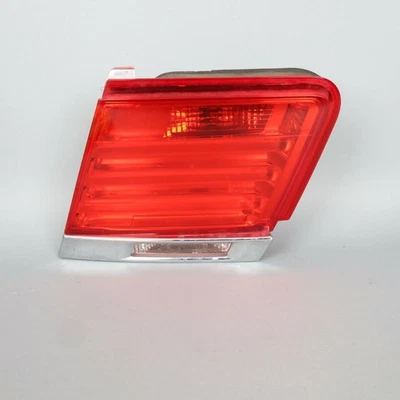 BMW 740i 750i 2009-2012 luz trasera derecha montaje tapa 63217182206 OEM usado Foto 1 de 4