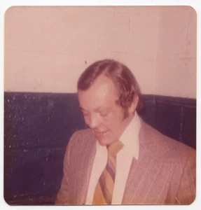 1974 Yvan Cournoyer Fan Photo Hockey Montreal Canadiens Vintage Suit - Picture 1 of 2