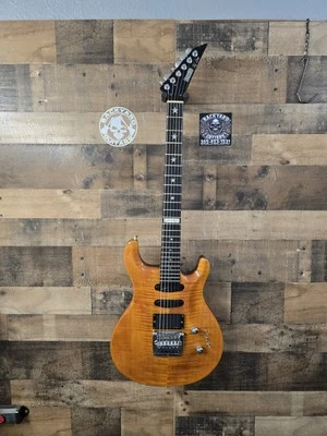 Guitarra Eléctrica Coreana Hohner Professional SG Lion Vintage Años 80’s Flame Top Foto 1 de 4