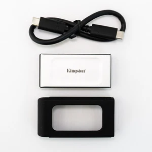 Memoria Ssd Kingston XS2000 2 Tb Usb C Memoria Esterna Portatile 2000 Gb - Afbeelding 1 van 3