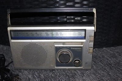 Vintage Panasonic AM/FM 2 Band Receiver Model #RF-568D - Image 1 of 4