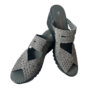 Bernie Mev Gray Woven Fabric Wedge Slip On Peep Toe Sandals Womens EU 41 US 10.5 - Изображение 1 из 4