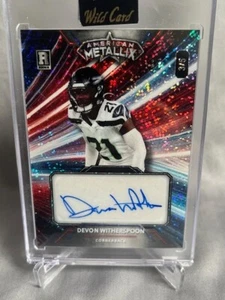2023 Wild Card Metallix - DEVON WITHERSPOON Red White Blue SP Auto /5 SEAHAWKS! - Bild 1 von 3