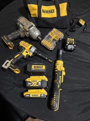 dewalt 20v tools combo kit brushless - Image 1 of 4