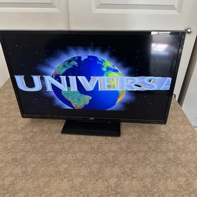 JVC LT-24DE73 24" Flatscreen TV DVD Combo 720P 60Hz LED HDTV - Image 1 of 4