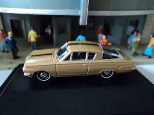 Oxford 1965 PLYMOUTH Barracuda Gold w/ Black Band 1/87 HO diecast - Picture 1 of 8