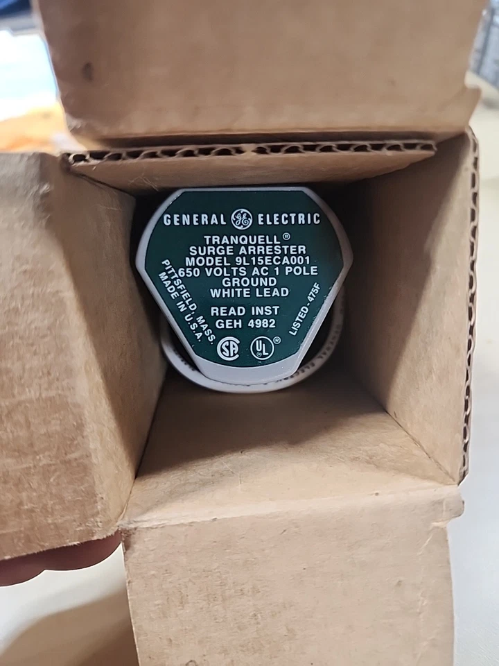 General Electric 9L15ECB001 Tranquell Surge Arrester 650vac 2p