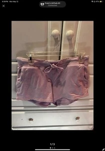 Purple shorts size medium Ambiance Brand - Picture 1 of 3