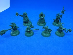 Warhammer Age of Sigmar Gloomspite Gitz Grinkrak's Looncourt - Foto 1 di 3