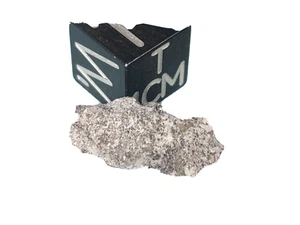 0.53 gr SLICE BERTHOUD, CO MONOMICT EUCRITE ACHONDRITE METEORITE - Picture 1 of 2