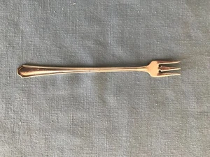 Vintage Oneida Hotel Plate, Cocktail fork 5 7/8" 1978 - Picture 1 of 3