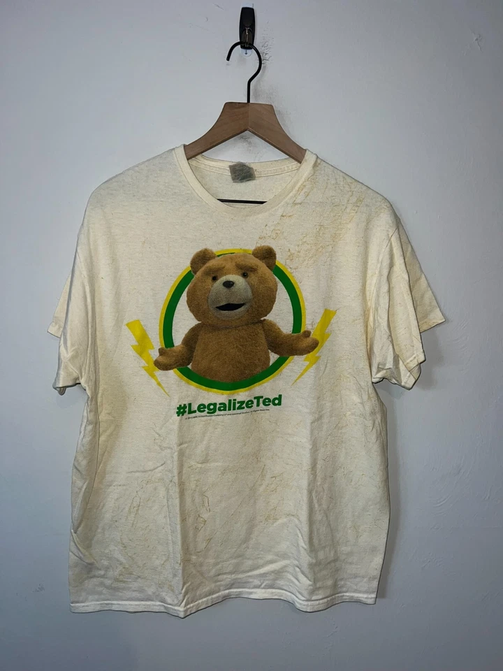 Camiseta Ted Película Legalizar Ted 2015 Amarilla Tie Dye Promo Gráfico Camiseta Grande Foto 1 de 4