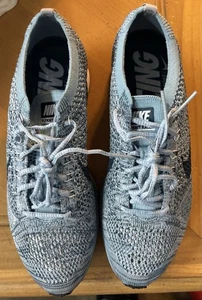 Nuevo Nike Flyknit Racer Blueberry Zapatos para Correr 526628-102 M/7 o con 8.5 LEER - Imagen 1 de 24