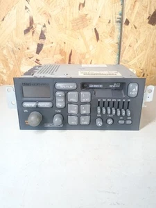 1995-2003 Pontiac Firebird Trans Am Grand Prix Bonneville Cassette AM/FM Radio - Picture 1 of 3