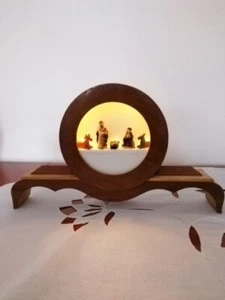 presepe artigianale illuminato vintage legno orologio antico da tavolo piccolo - Foto 1 di 7