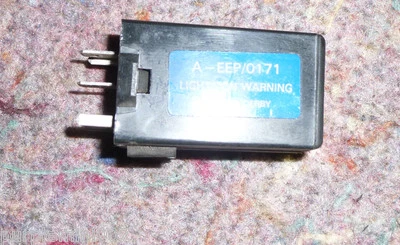 ROVER METRO,100,200,400,MAESTRO,MONTEGO LIGHTS ON WARNING RELAY EEP0171 - Image 1 of 2