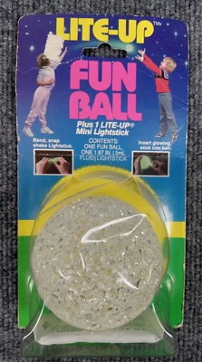 Juguete Lite-Up Vintage Divertido Bola con Mini Palo de Luz Nuevo Antiguo Stock ¡NUEVO EN STOCK EE. UU.! 2 Foto 1 de 4