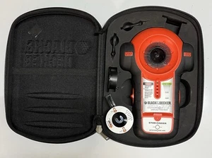 Black & Decker Bullseye Laser Level Stud w/Case - Picture 1 of 2