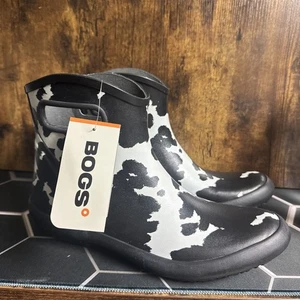 Bogs Ankle Patch Cow Outdoor Rain Boots Print Black White 73187 Women’s 10 - Picture 1 of 6