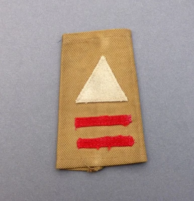 WWII 1st Infantry Division slip-on khaki shoulder patch - Image 1 of 2