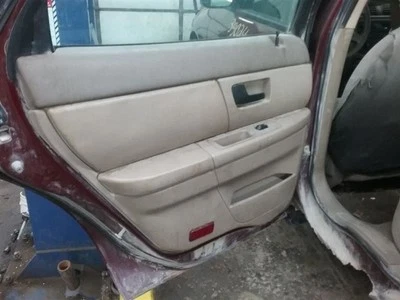 TAURUS    2004 Door Trim Panel Rear 1454481 - Imagem 1 de 4