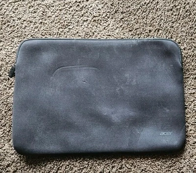 Funda portatil Acer Foto 1 de 2